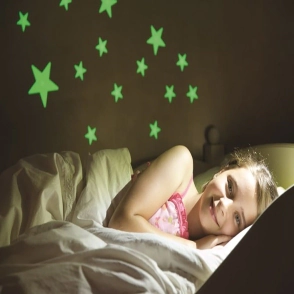ESTRELLAS GLOW BRILLAN OSCURIDAD