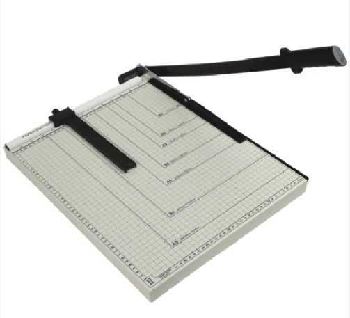 IBI GUILLOTINA A PALANCA A4 30mm METAL (829-4)