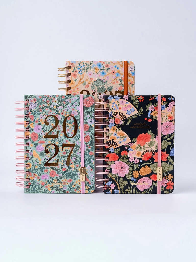 AGENDA FW 2027 12x17 CUTE 2 D x PAG. C/ESP.